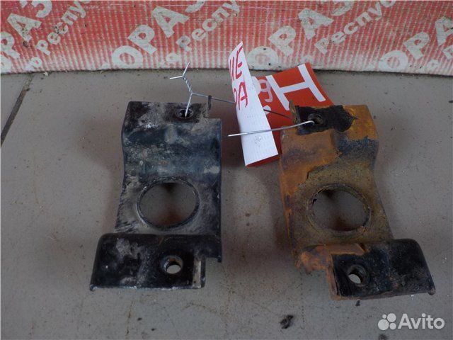 Кронштейн радиатора Kia Rio 4 S4 G4FG 2018