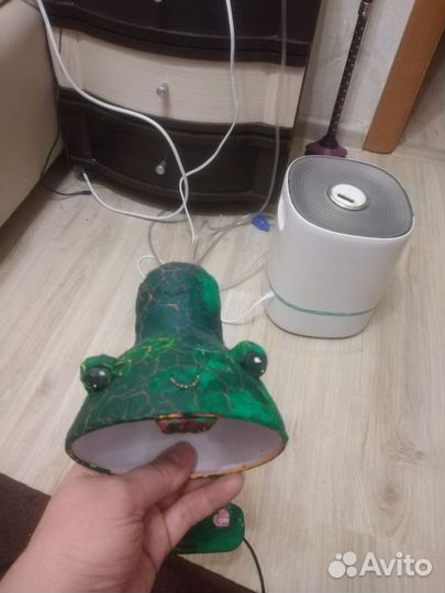 Настольная лампа