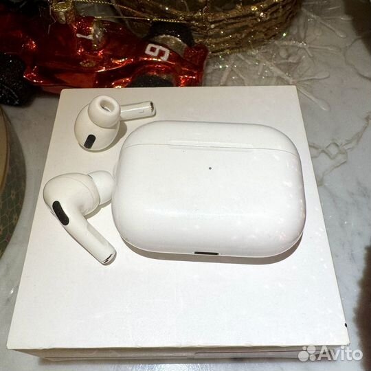 Apple AirPods Pro (без треска, шума и тд)