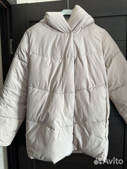 Куртка zarina 42