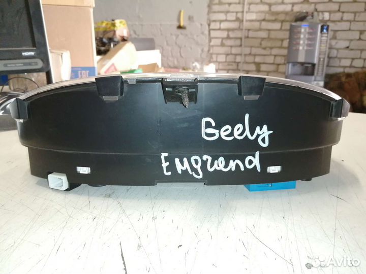 Щиток приборов Geely Emgrand EC7