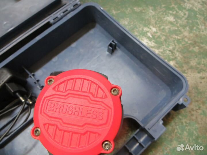 Дрель - шуруповерт аккумуляторный бесщеточный проф