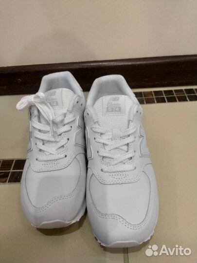 New Balance кожа оригинал 37р
