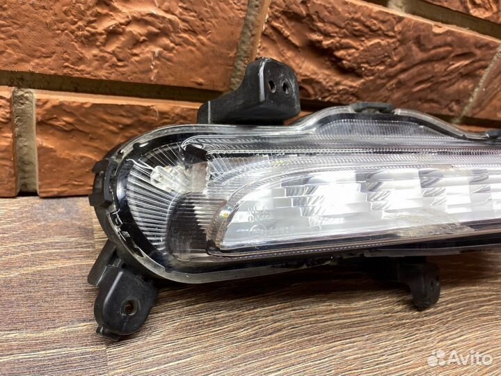 Фара дневного света правая Kia Rio 4 2017-2020 Бу
