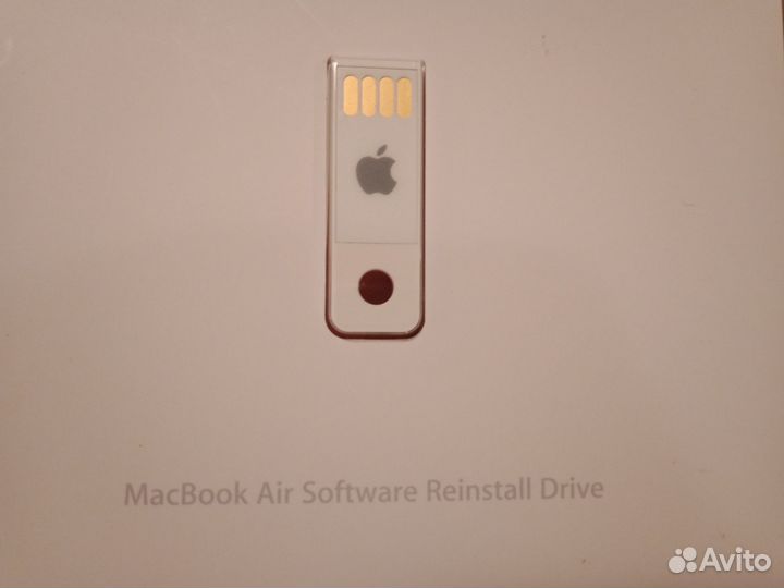 Usb-флешка на 8Гб от Apple (Macbook Air) новая