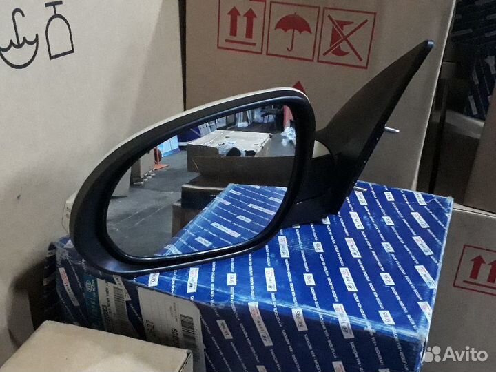 Зеркало левое 876102R600 hyundai I30 2012