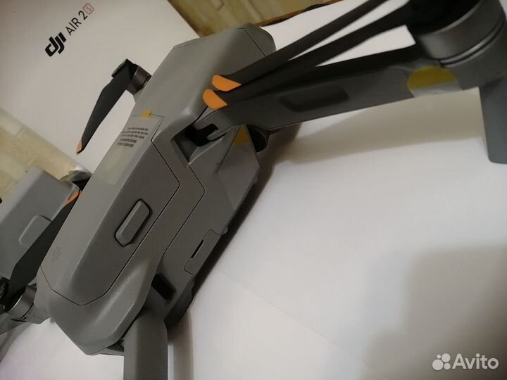 Квадрокоптер dji air 2s