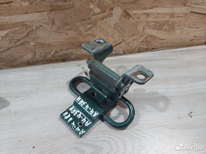 Петля двери задняя Audi A4 B5