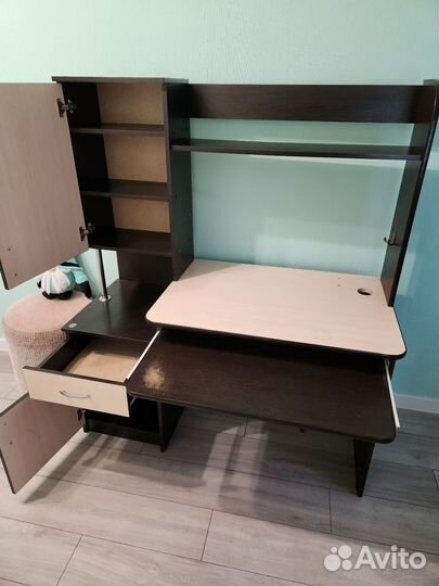 Компьютерный стол