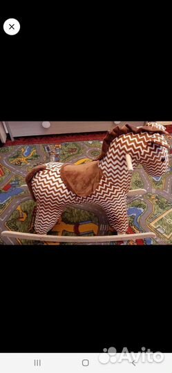 Продам детскую лошадку для катания