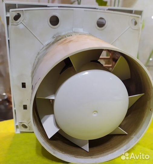 Вентилятор вытяжной канальный 100мм б/у + детали