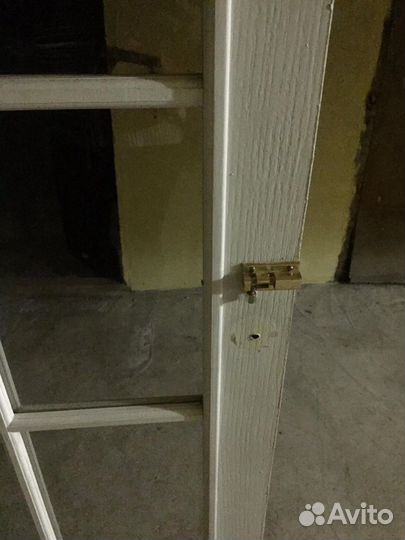 Дверь дерево со стеклом