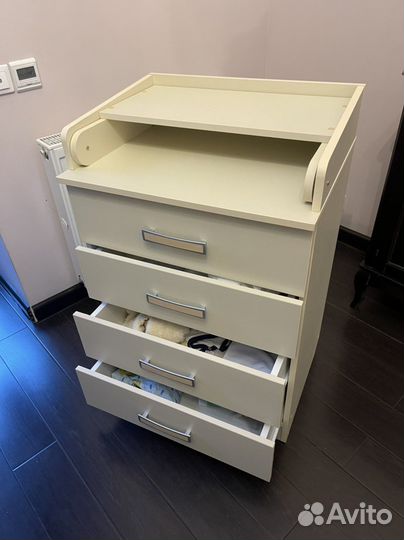 Пеленальный столик комод