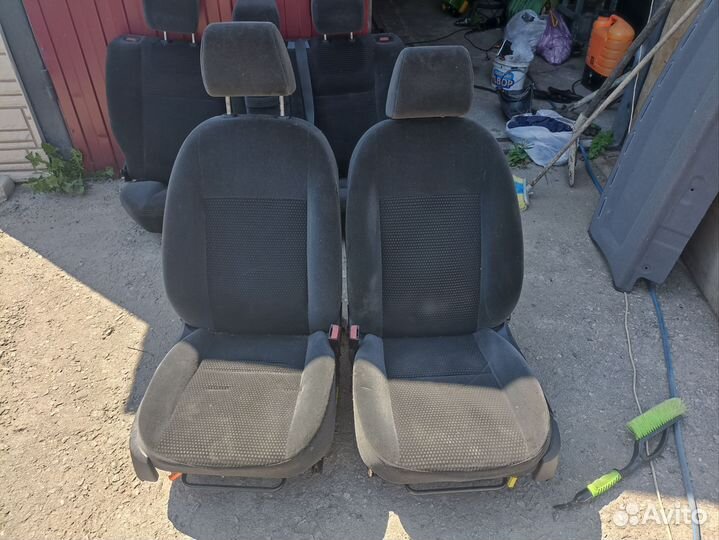 Комплект сидений ford focus 2