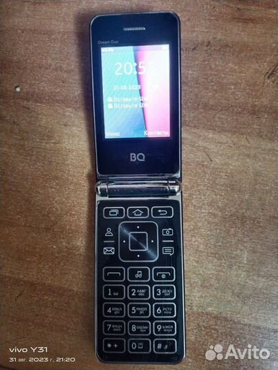 Телефон BQ