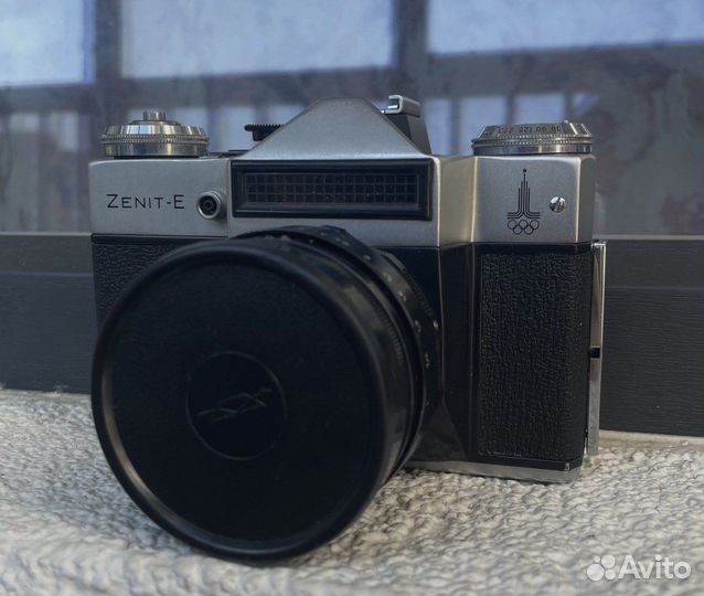 Фотоаппарат Зенит Е (олимпийский)