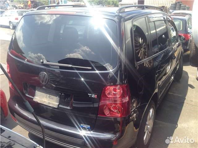 Разбор на запчасти Volkswagen Touran 2006-2010