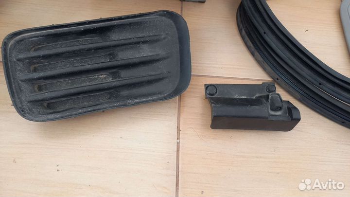 Пластик на хонда акорд 7дорест