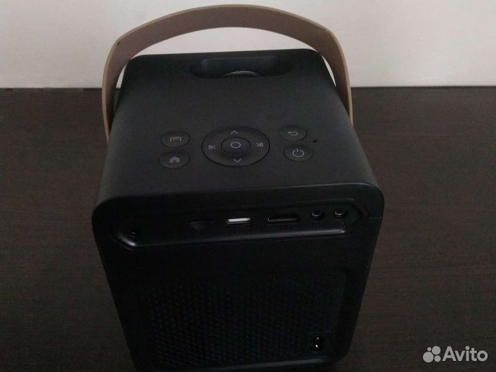 Мини проектор umiio