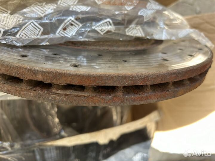 Тормозные диски передние honda civic 4d brembo