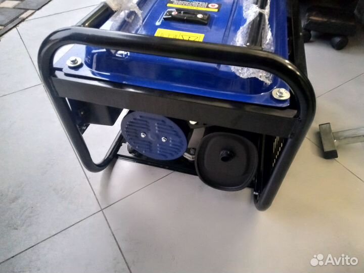 Бензиновый генератор