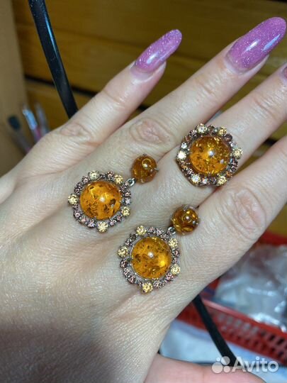 Серебряные серьги кольцо янтарь
