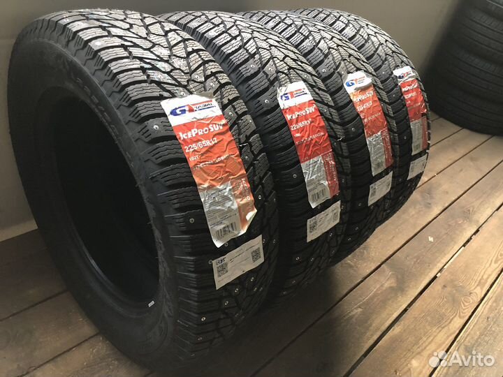 GT Radial Champiro IcePro 3 SUV 225/65 R17 102T