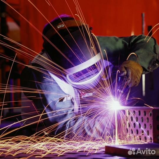 Сварщик/ Вахта