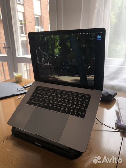 Macbook pro 15 2017 i7 16gb 256Gb