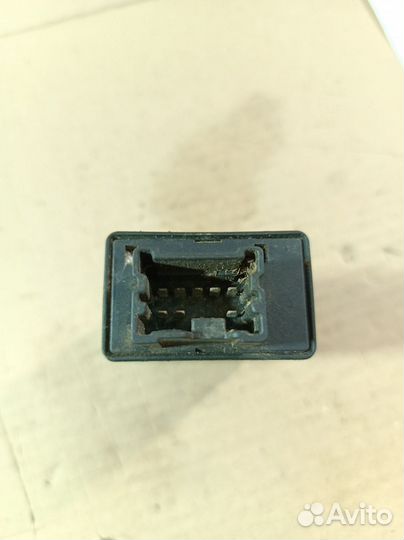 Блок управления иммобилайзером Nissan Terrano