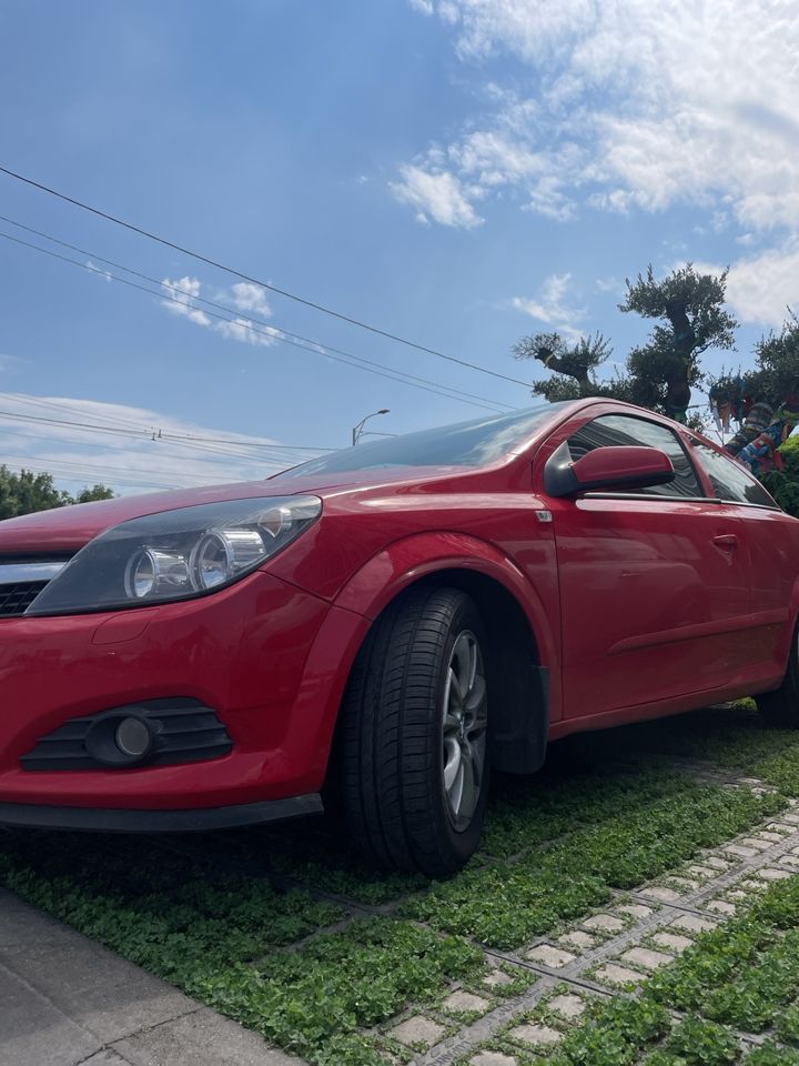 Opel Astra GTC: фото владельца