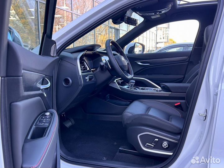 Geely Tugella 2.0 AT, 2024