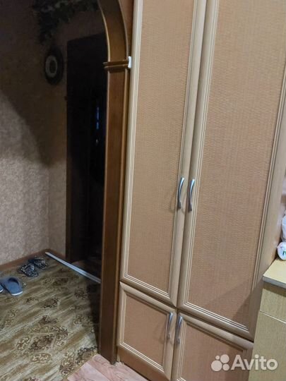 Шкаф двухстворчатый бу