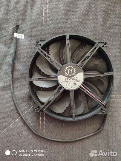 Вентилятор Thermaltake TT-2030 200мм