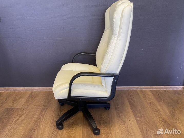 Кресло для офиса от производителя