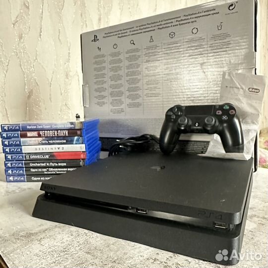 Sony PS4 slim с чеком, идеал, 3 рев