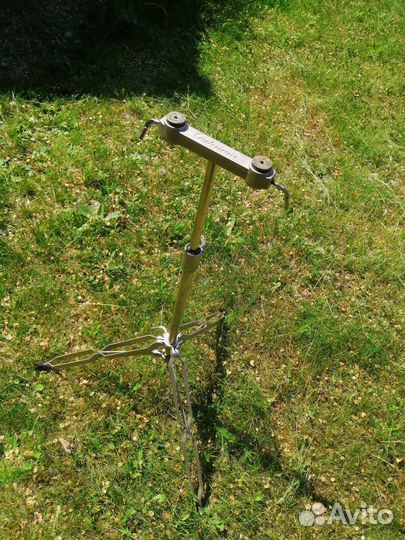 Стойка для электронных барабанов