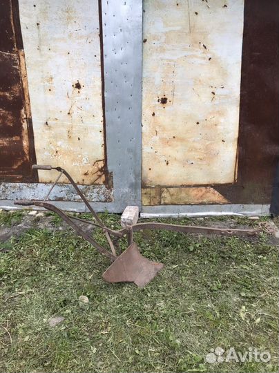 Конный плуг