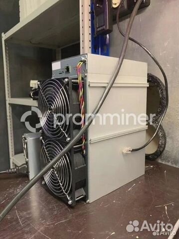 Майнер Antminer Z15 420ksol