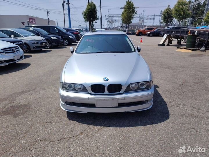 В разбор из Японии Bmw 525I E39 M54B25 2001