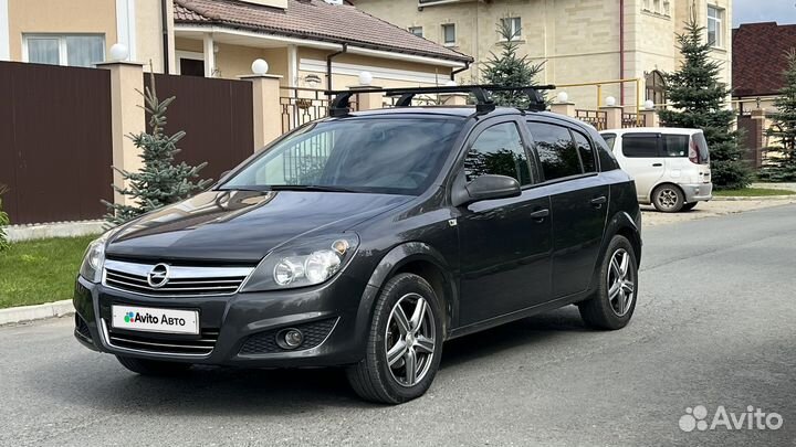 Opel Astra 1.6 МТ, 2011, 324 000 км