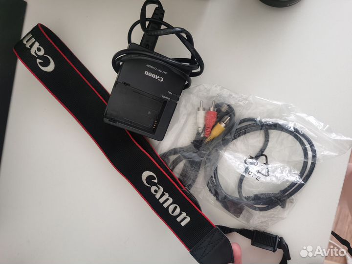 Зеркальный фотоаппарат canon eos 550d