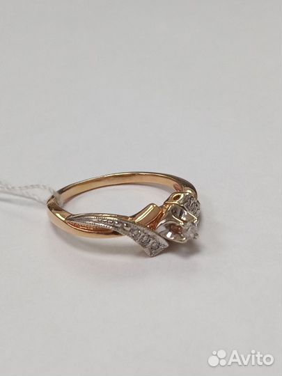 Золотое кольцо с бриллиантом (31530)