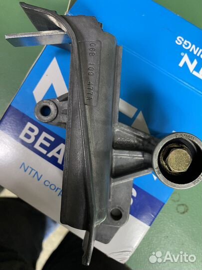 Продам натяжитель грм а4б6 1,8т