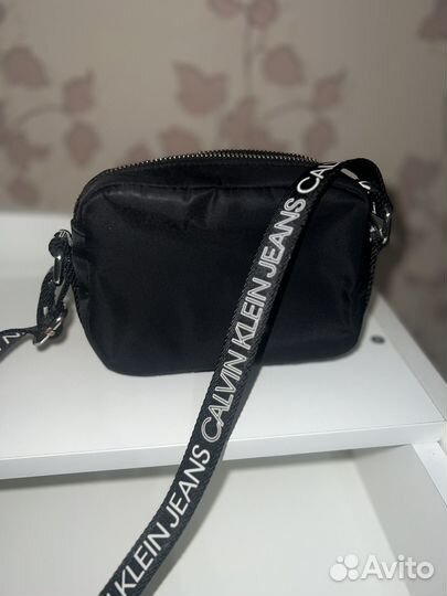 Сумочка Calvin Klein