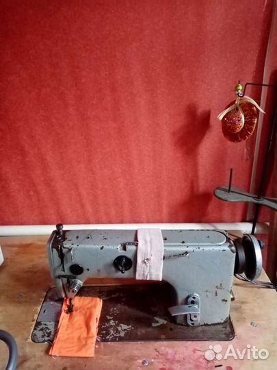 Швейная машина промышленная