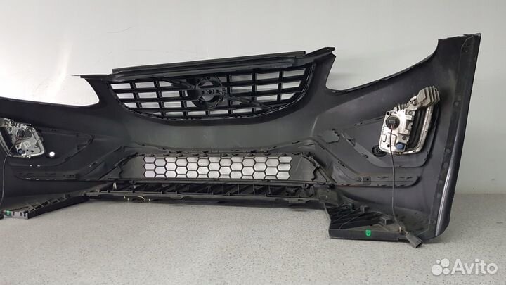 Volvo XC60 R-design 2013 - передний бампер