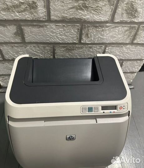 Цветной принтер Hp color Laser Jet 2600n