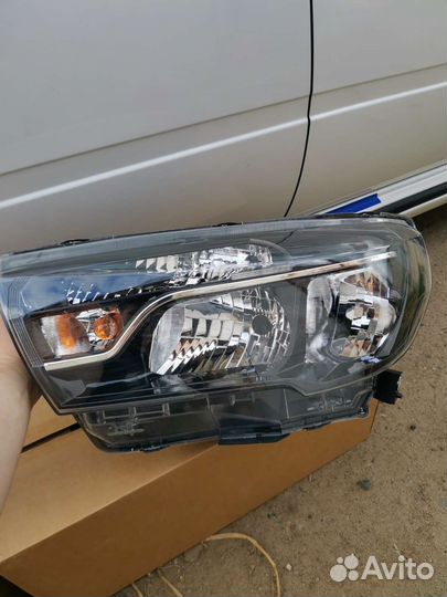 Передние фары Лада Веста, LADA Vesta