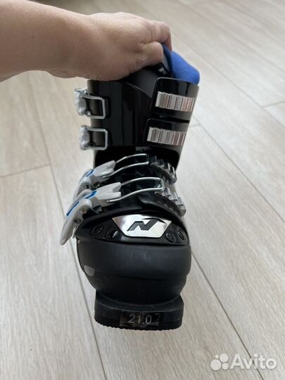 Горнолыжные ботинки детские